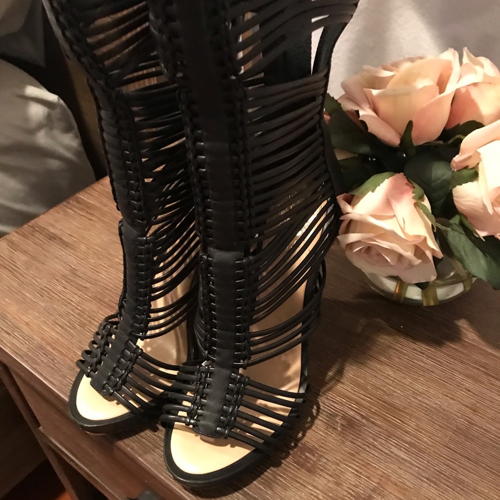 Vince Camuto gladiator heels